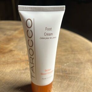 Tarocco Foot Cream Sicilian Blood
Orange new. M11